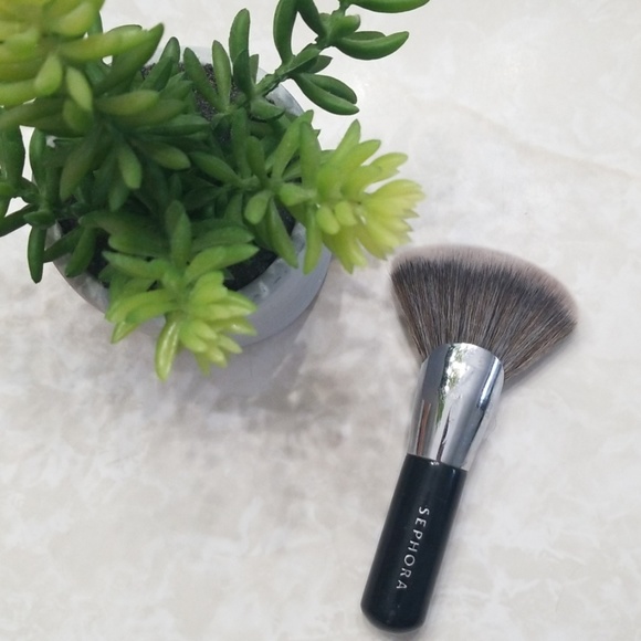 Sephora Other - Sephora PRO full coverage #53 brush